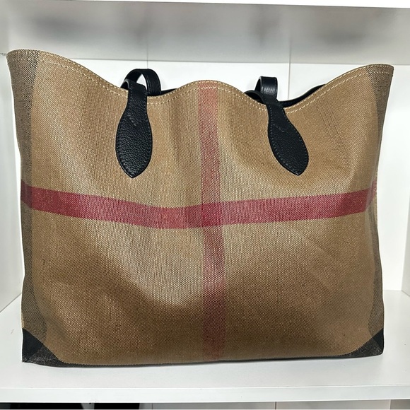 Burberry Doodle Reversible Canvas Tote - Picture 3 of 10